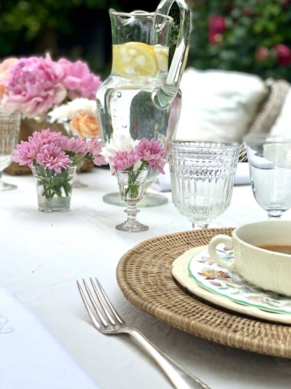 how to host a garden party like the french